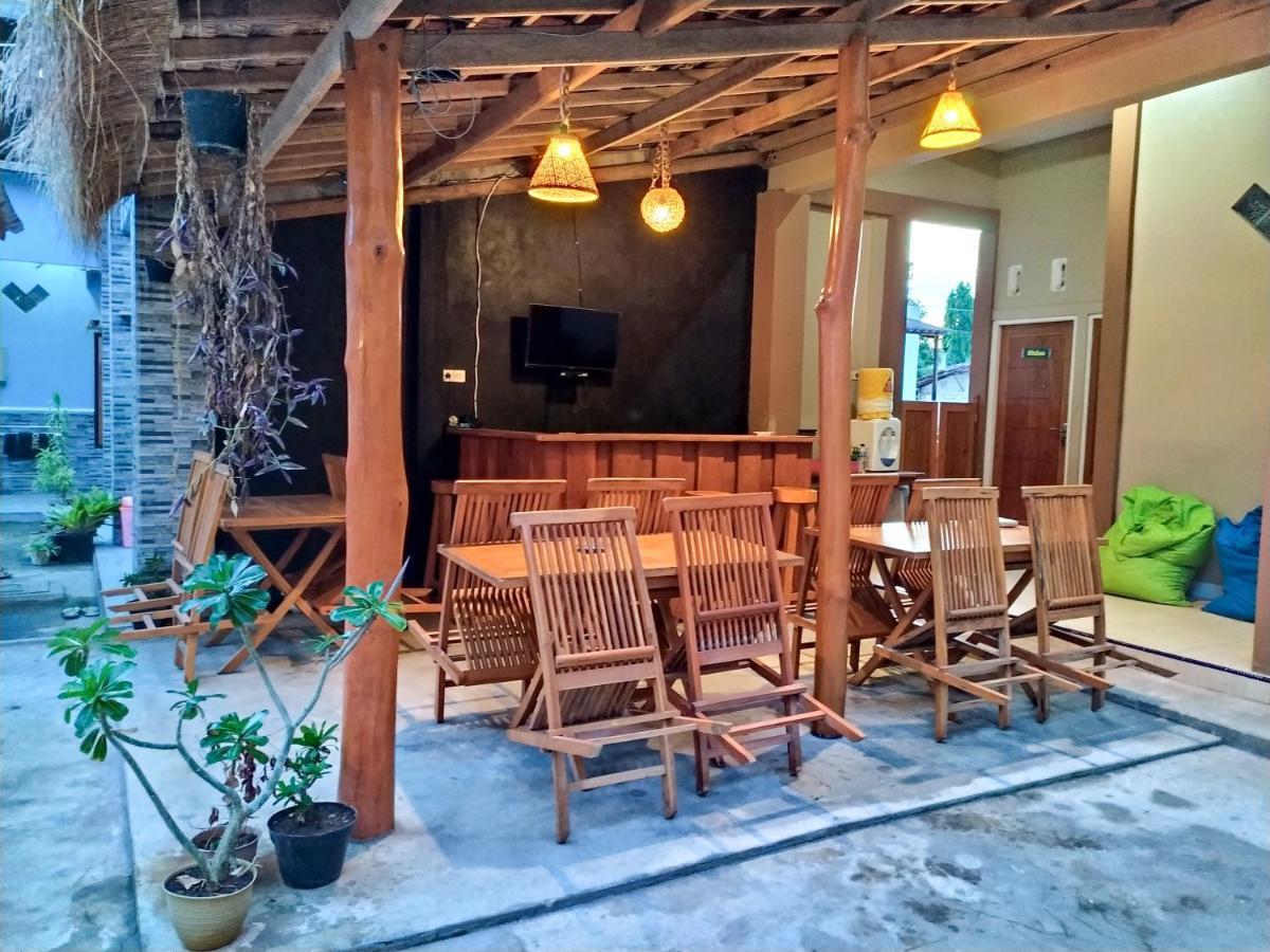 קרימונג'אווה Asta Homestay מראה חיצוני תמונה