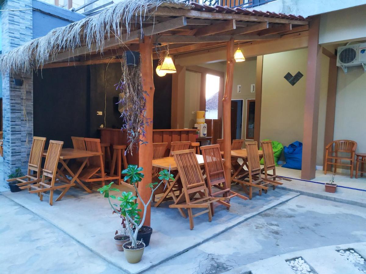קרימונג'אווה Asta Homestay מראה חיצוני תמונה